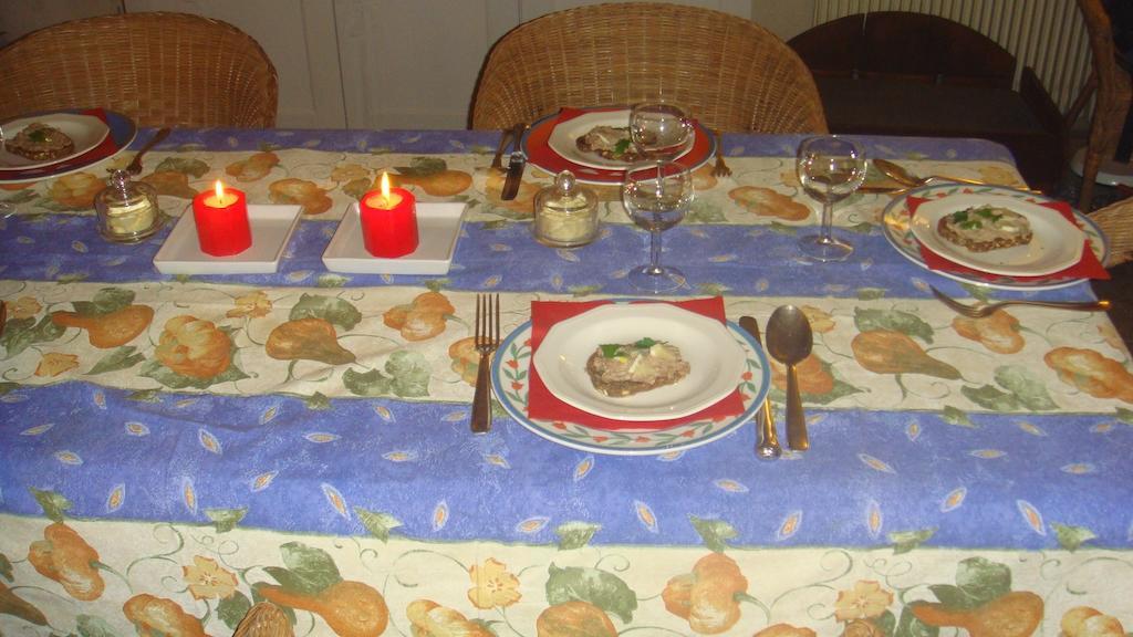 Le Richelieu Bed and Breakfast Uzès Zewnętrze zdjęcie