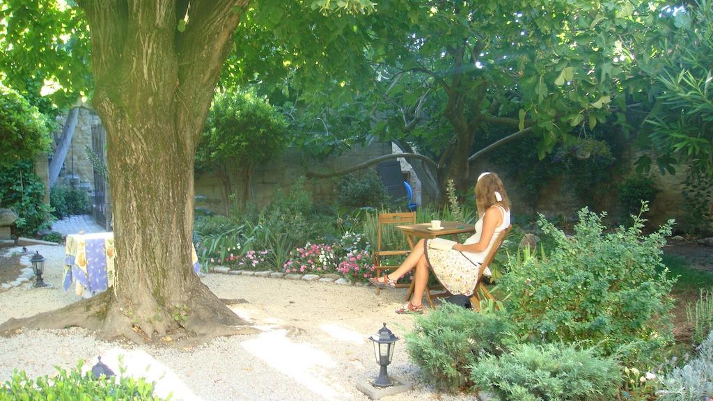 Le Richelieu Bed and Breakfast Uzès Zewnętrze zdjęcie