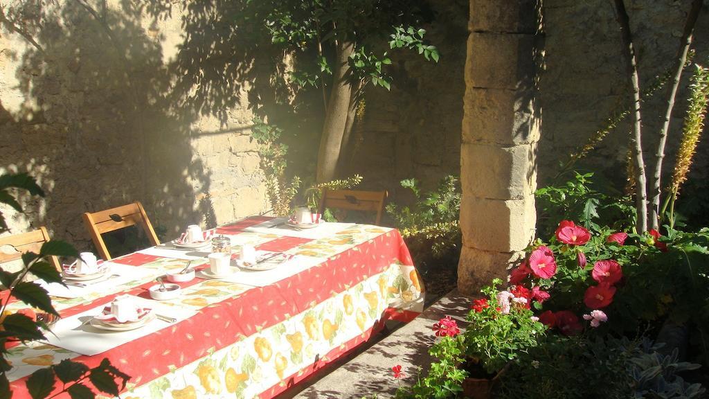 Le Richelieu Bed and Breakfast Uzès Zewnętrze zdjęcie