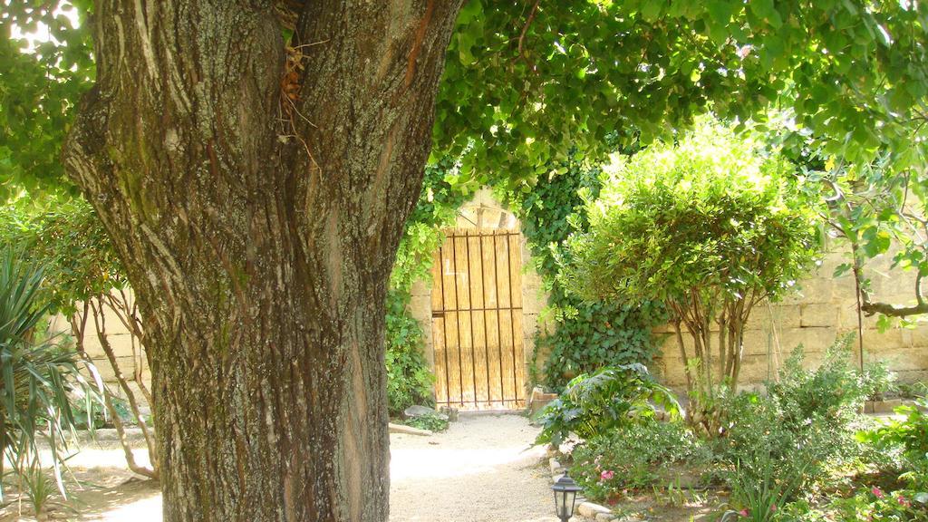 Le Richelieu Bed and Breakfast Uzès Zewnętrze zdjęcie