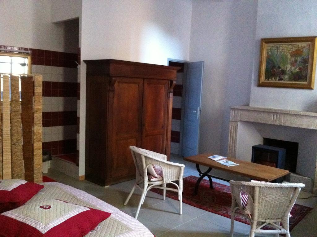 Le Richelieu Bed and Breakfast Uzès Zewnętrze zdjęcie