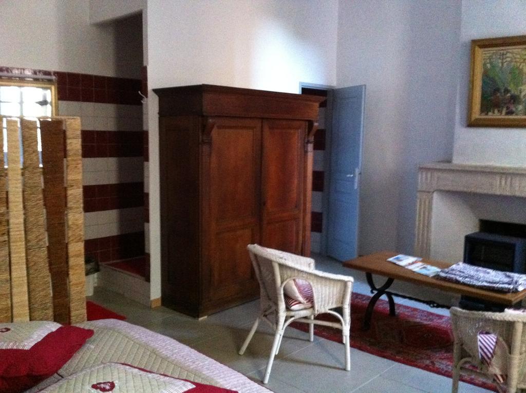 Le Richelieu Bed and Breakfast Uzès Zewnętrze zdjęcie